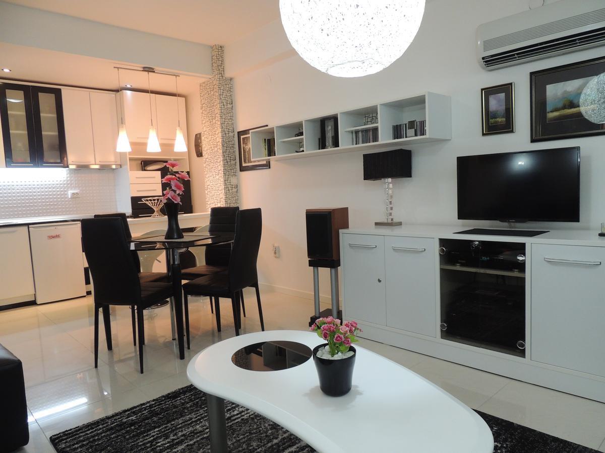 Apartment Union Kumanovo Esterno foto