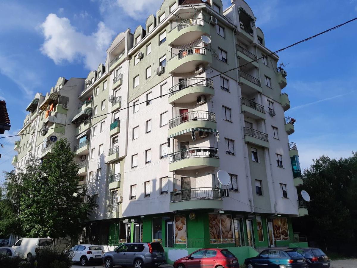 Apartment Union Kumanovo Esterno foto